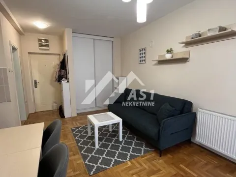 Stan in Nova Detelinara