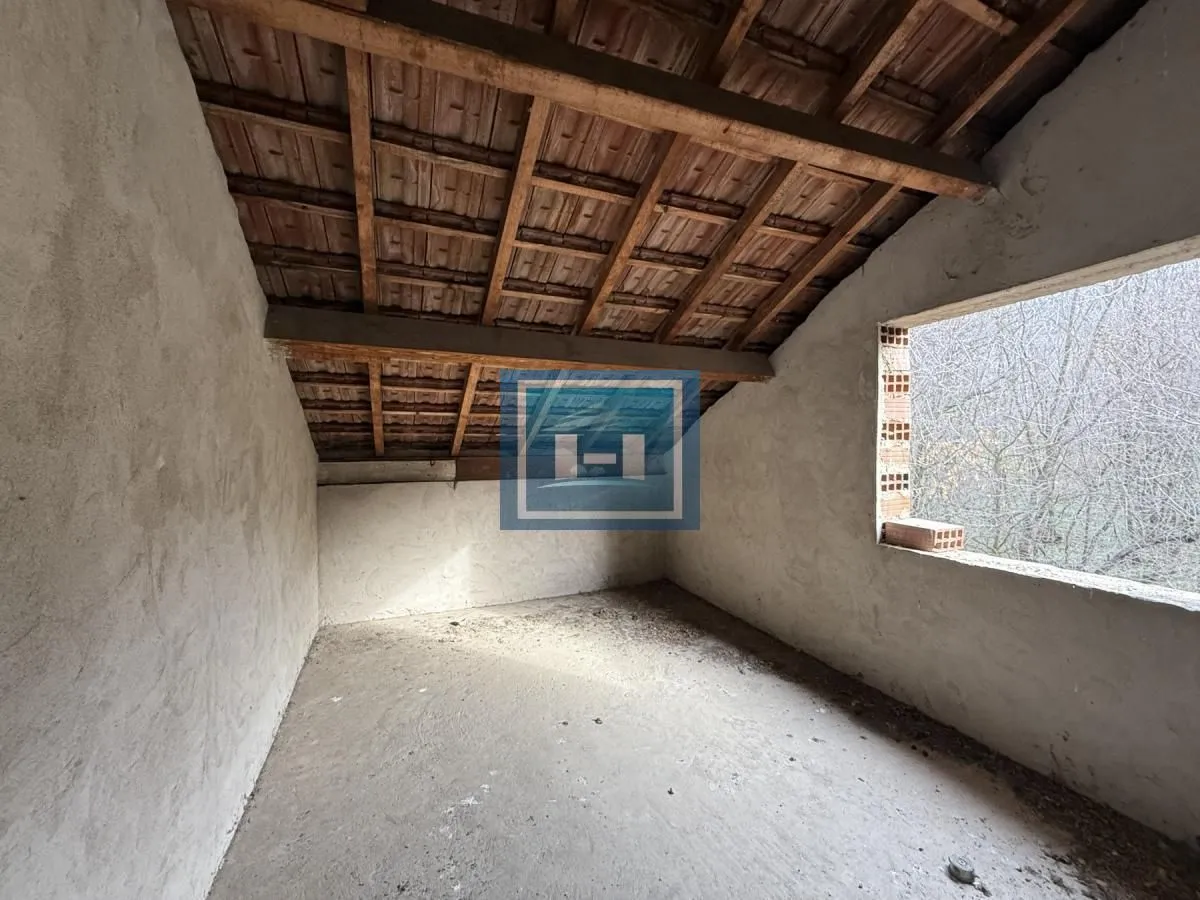 Prodaja, kuća, 230m², Đurđevo brdo, Jagodina