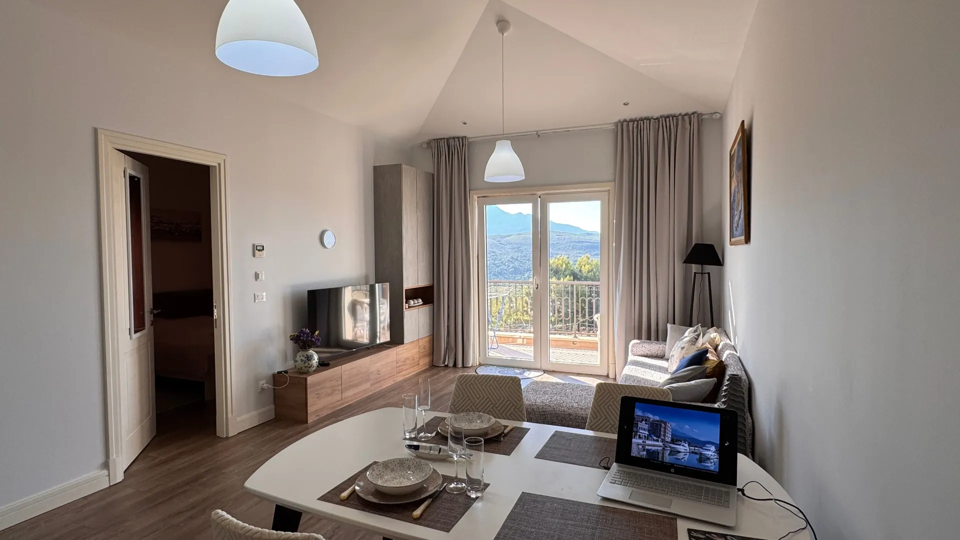 Rent, one bedroom apartment, 56m², Luštica Bay, Tivat