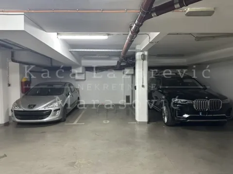 Izdavanje, četvorosoban stan, 118m², Vračar Hram, Vračar Sve Podlokacije - image 19