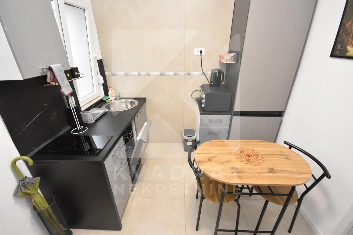 Prodaja, kuća, 180m², Nova Dalmatinska, Podgorica