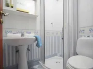 Izdavanje, jednosoban stan, 20m², Budva, Crna Gora - image 8