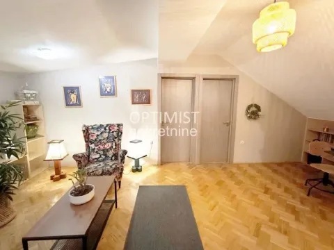 Prodaja, četvorosoban stan, 65m², Filmski Grad, Beograd - image 4