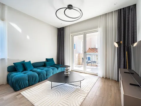 Prodaja, dvosoban stan, 79m², Luštica Bay, Tivat - image 2