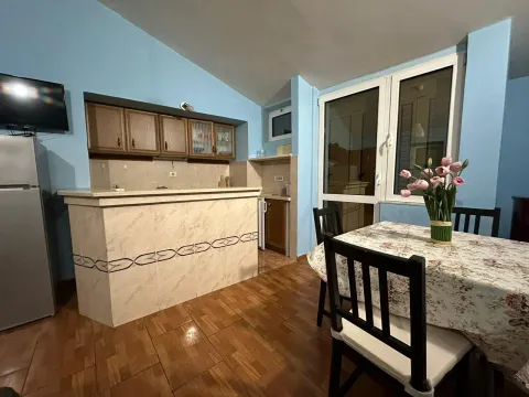 Rent, one bedroom apartment, 48m², Donja Lastva, Tivat - image 5