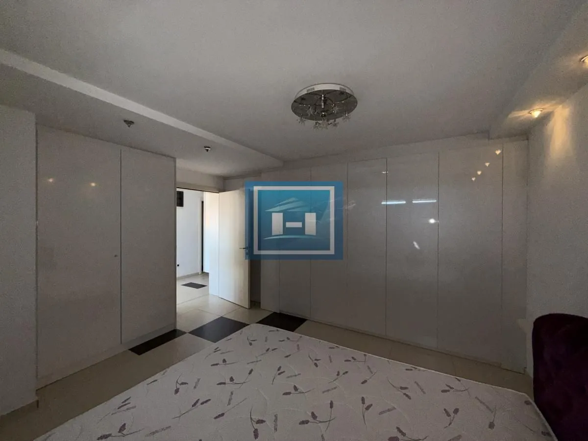 Prodaja, trosoban stan, 105m², Centar, Jagodina