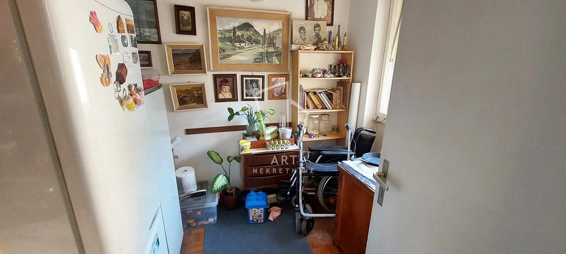 Prodaja, trosoban stan, 80m², Stari Grad, Beograd