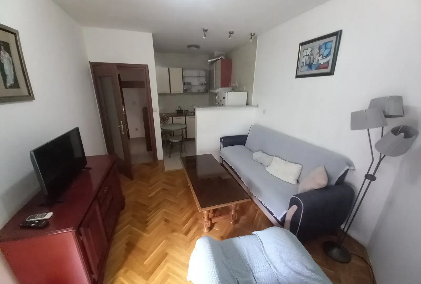 Rent, one bedroom apartment, 40m², Blok 9, Podgorica
