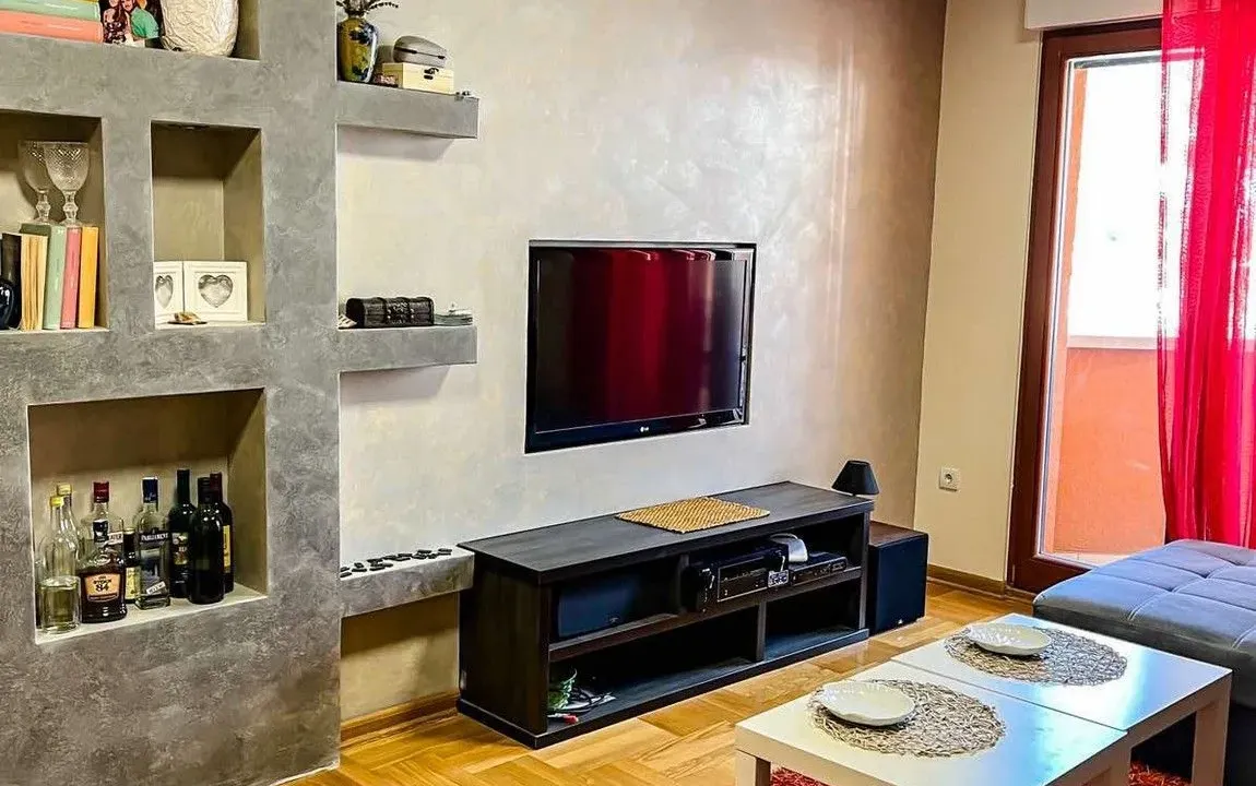 Izdavanje, jednosoban stan, 50m², Rozino, Budva