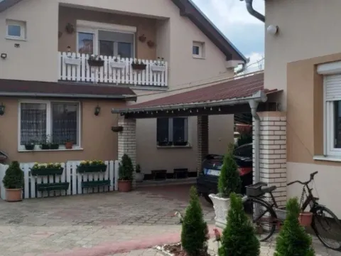 Prodaja, kuća, 280m², Sremska Mitrovica, Srbija - image 12