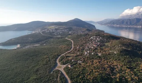 Zemljište in Luštica