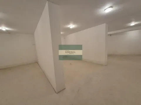 Izdavanje, poslovni prostor, 122m², Centar, Ćuprija - image 6