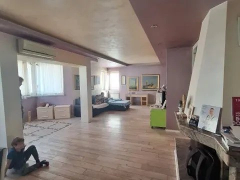 Prodaja, stan, 174m², Bulevar Oslobodjenja, Novi Sad Sve Podlokacije - image 4