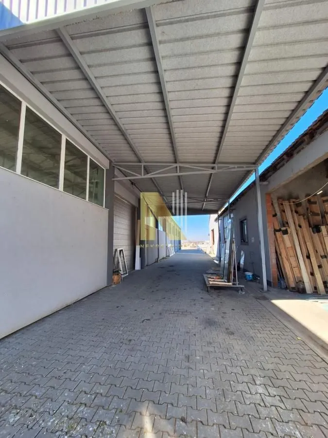 Sale, office space, 1252m², Stara Pazova, Srbija