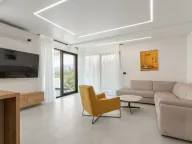 Rent, house, 350m², Tivat, Crna Gora - image 12