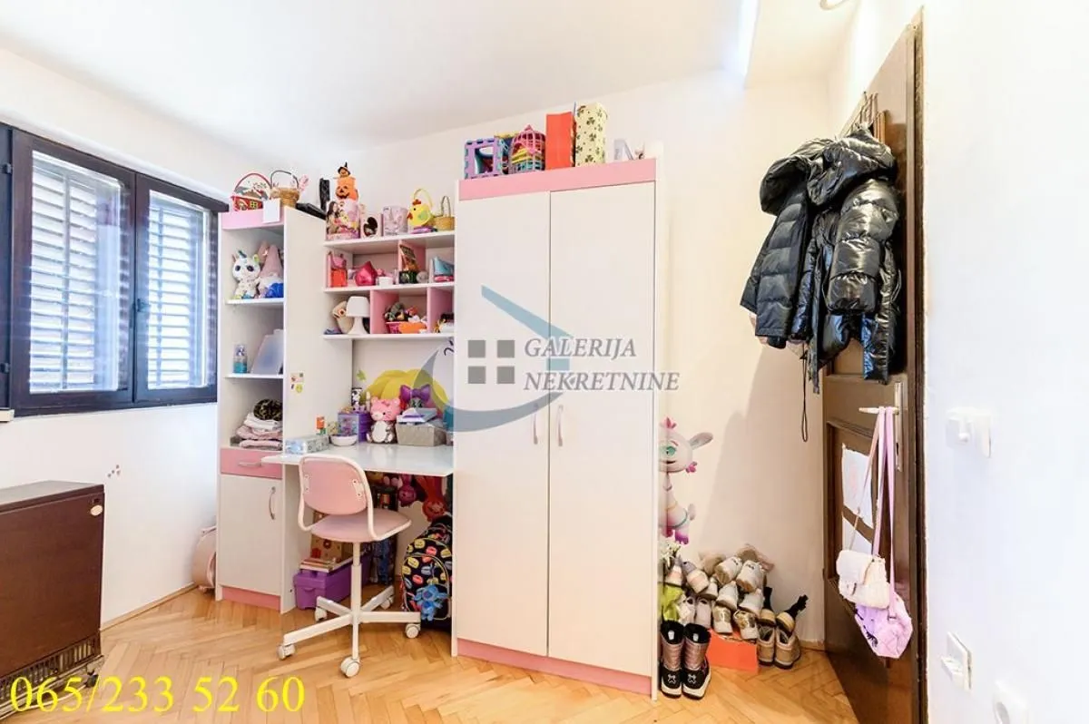 Sale, four bedroom apartment, 81m², Đeram Pijaca, Beograd