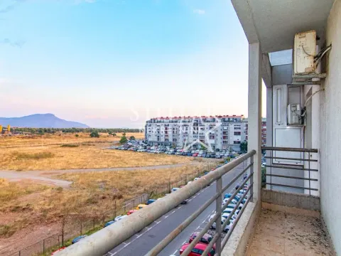 Rent, one bedroom apartment, 30m², Stari Aerodrom, Podgorica - image 7