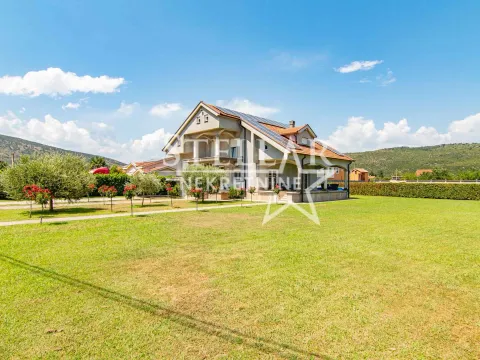 Izdavanje, kuća, 350m², Beri, Podgorica - image 3