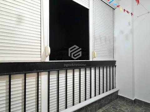 Izdavanje, dvosoban stan, 100m², Preko Morače, Podgorica - image 12