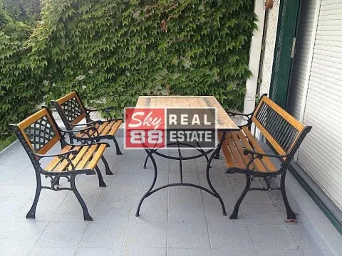 Izdavanje, kuća, 215m², Savski Venac, Beograd - image 11