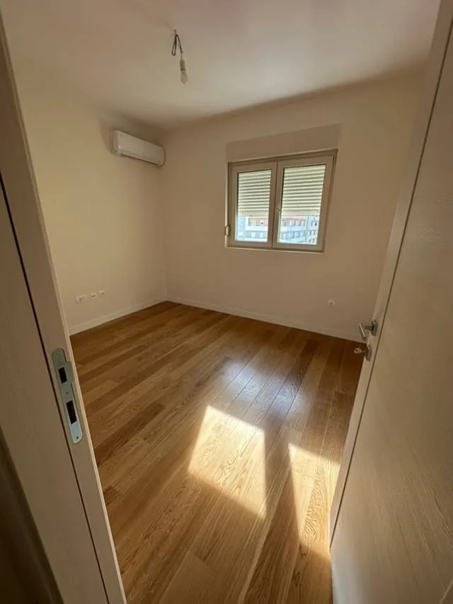 Rent, two bedroom apartment, 67m², Central Point, Podgorica