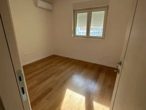 Izdavanje, dvosoban stan, 67m², Central Point, Podgorica - image 7