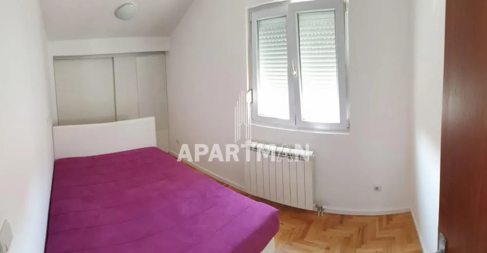 Sale, two bedroom apartment, 40m², Uciteljsko Naselje, Zvezdara Sve Podlokacije