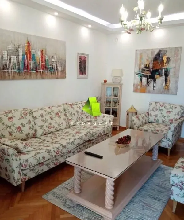 Izdavanje, trosoban stan, 100m², Centar, Niš