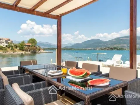 Sale, house, 170m², Krašići, Tivat