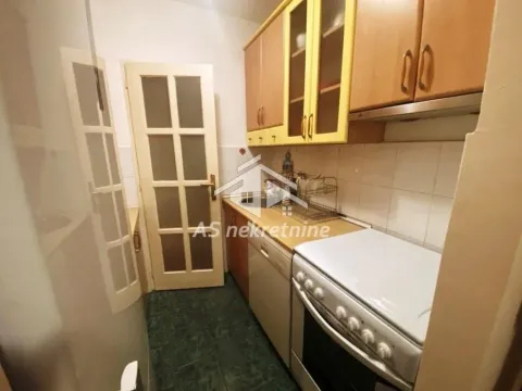 Izdavanje, trosoban stan, 70m², Novi Beograd Blok 33, Novi Beograd Sve Podlokacije - image 5