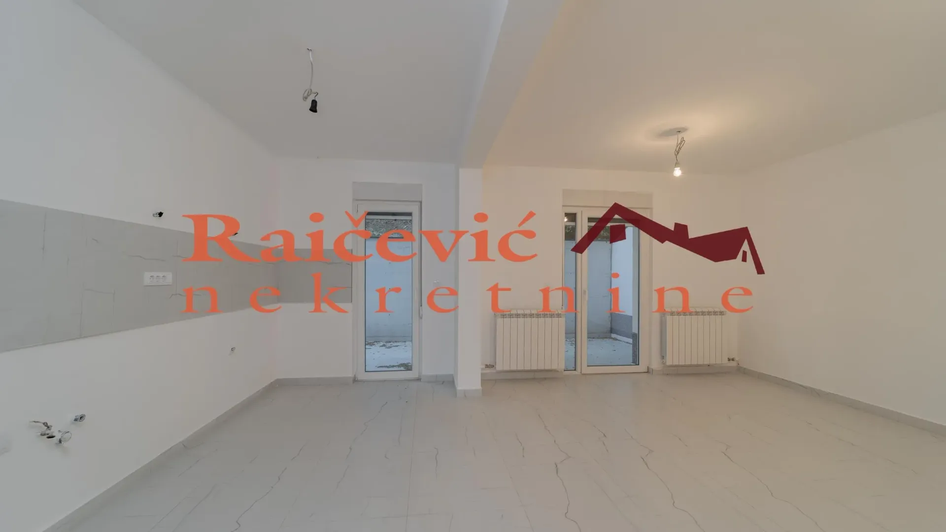 Prodaja, trosoban stan, 95m², Grocka, Beograd