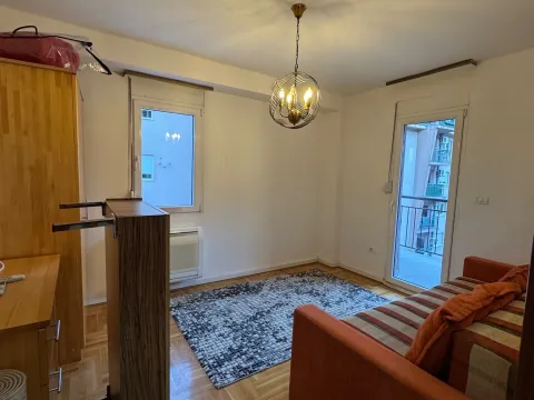 Rent, three bedroom apartment, 92m², 1 maj, Podgorica - image 14