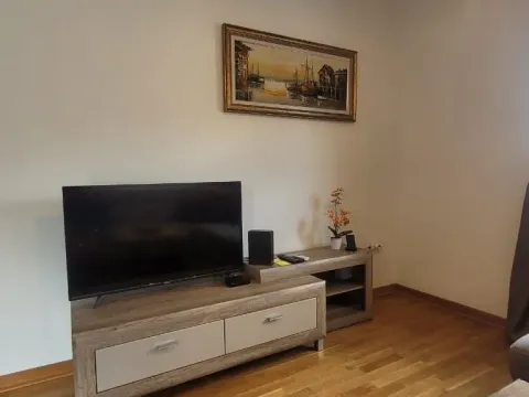 Prodaja, jednosoban stan, 42m², City Kvart, Podgorica - image 11