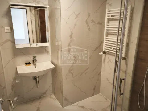 Rent, three bedroom apartment, 74m², Radijalac, Subotica - image 8