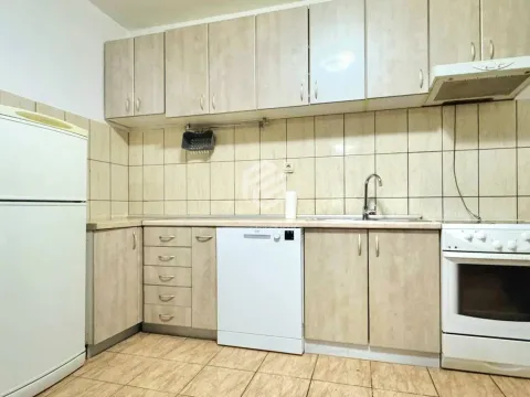 Izdavanje, trosoban stan, 110m², Masline, Podgorica - image 5