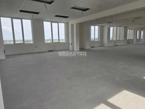 Rent, office space, 600m², Žarkovo, Beograd - image 2