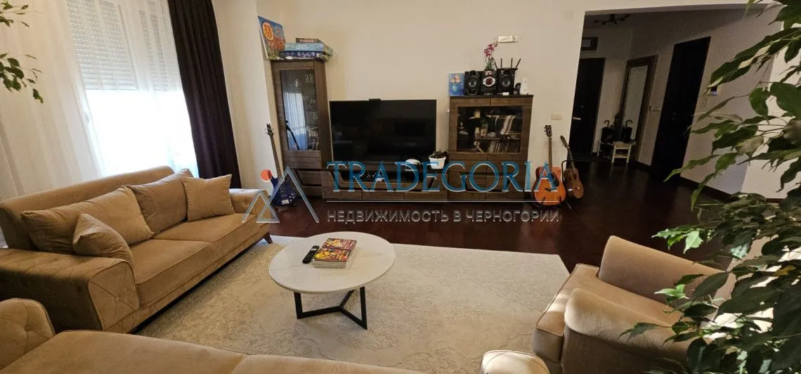 Prodaja, trosoban stan, 151m², Bar, Crna Gora