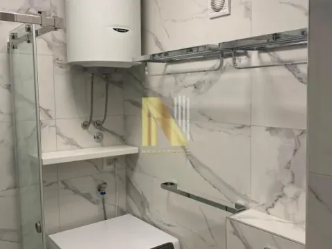 Izdavanje, garsonjera, 28m², Centar, Novi Sad - image 12