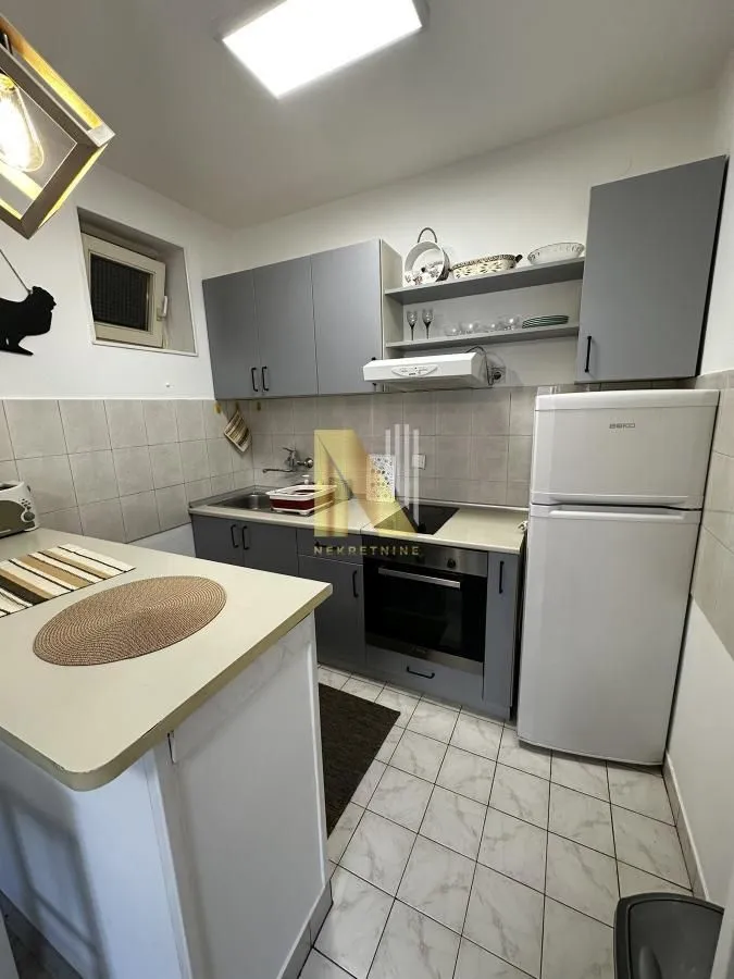 Izdavanje, jednosoban stan, 30m², Kej, Novi Sad Sve Podlokacije