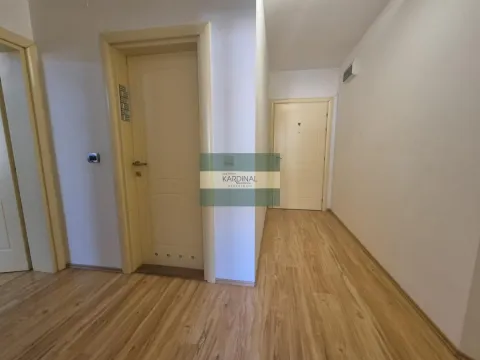 Izdavanje, stan, 65m², Centar, Jagodina - image 16