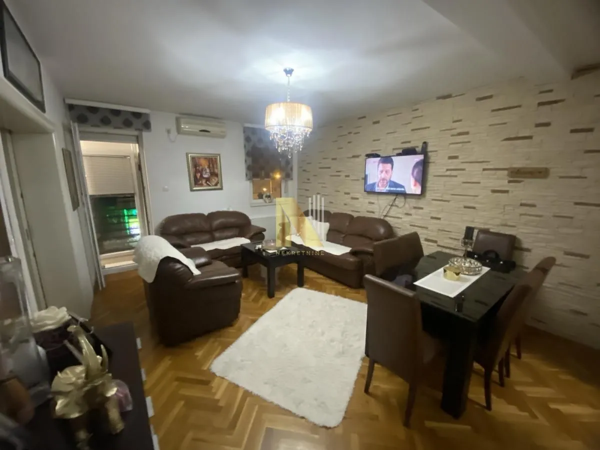 Prodaja, dvosoban stan, 49m², Nova Detelinara, Novi Sad Sve Podlokacije