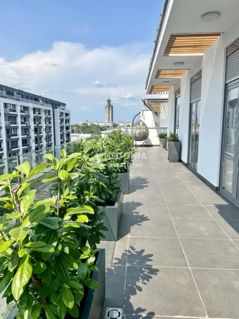 Izdavanje, trosoban stan, 205m², Novi Beograd Blok 65, Novi Beograd Sve Podlokacije