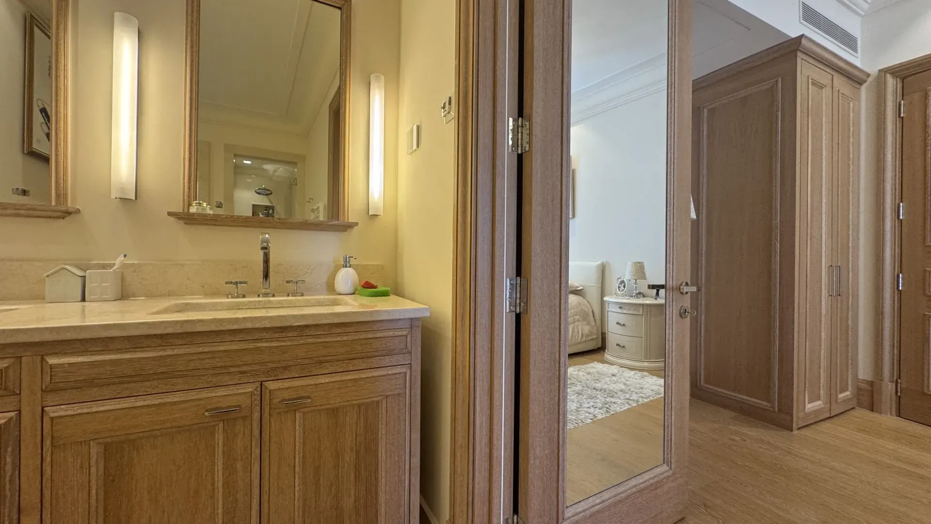Prodaja, dvosoban stan, 95m², Porto Montenegro, Tivat
