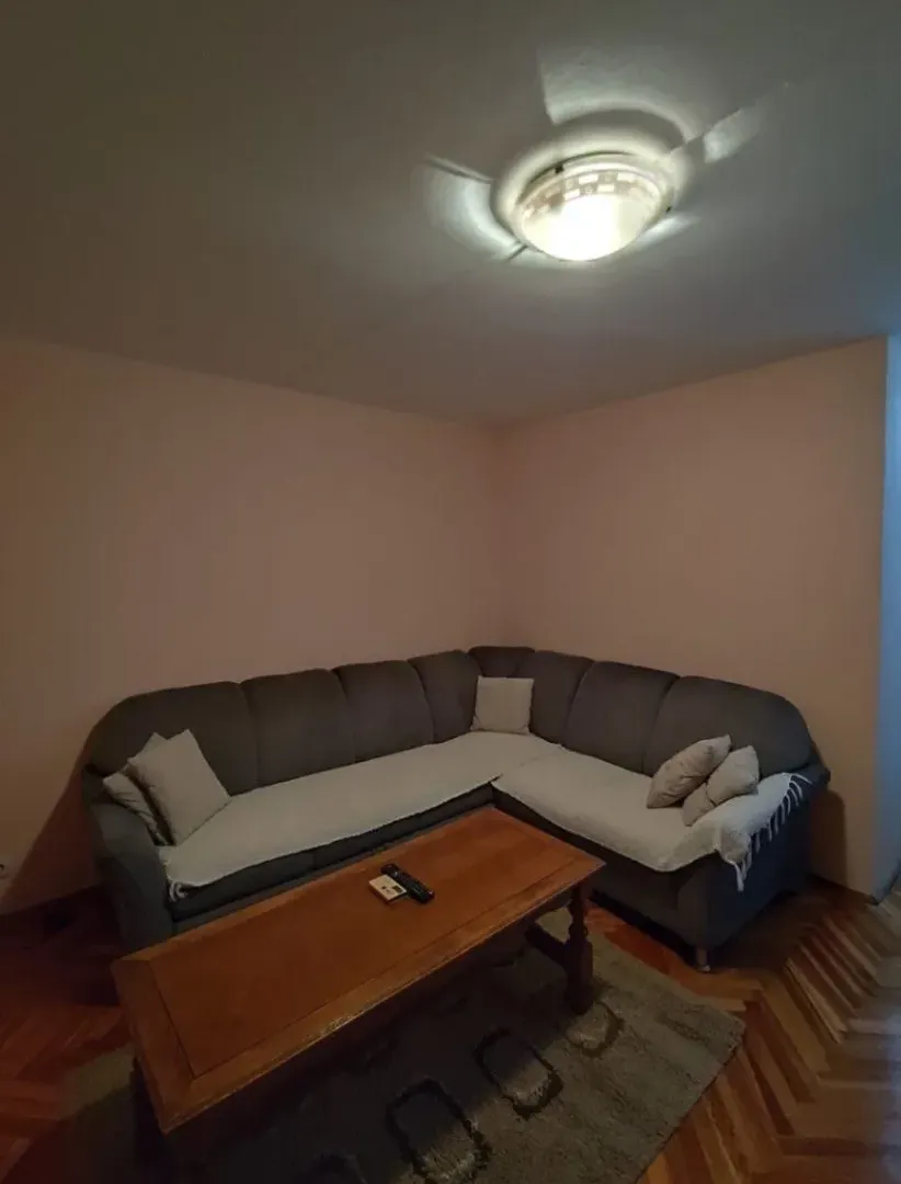 Izdavanje, dvosoban stan, 60m², Preko Morače, Podgorica