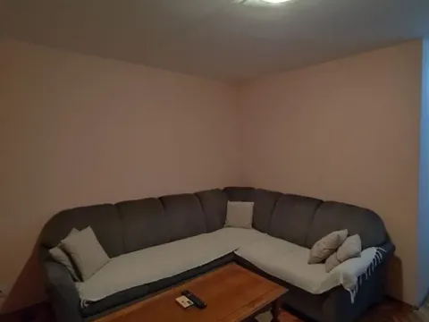 Izdavanje, dvosoban stan, 60m², Preko Morače, Podgorica