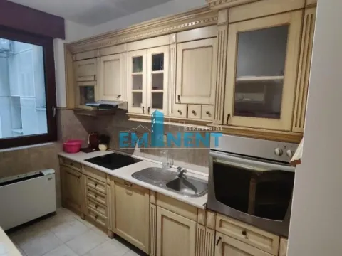 Izdavanje, četvorosoban stan, 115m², Kalenić Pijaca, Vračar Sve Podlokacije - image 5