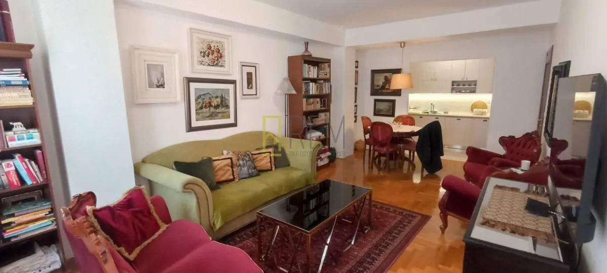 Prodaja, dvosoban stan, 74m², City Kvart, Podgorica