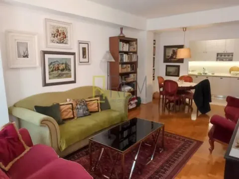 Prodaja, dvosoban stan, 74m², City Kvart, Podgorica - image 2