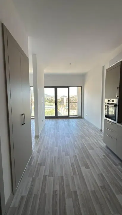 Sale, studio apartment, 37m², Centar, Bar