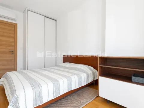 Rent, two bedroom apartment, 65m², Seljanovo, Tivat - image 7